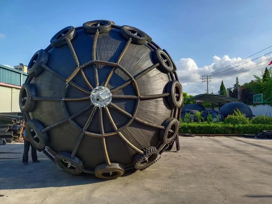 Absorción de energía Yokohama Pneumáticos de caucho cilíndrico negro para parachoques marinos