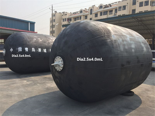 Fenders neumáticos de caucho Yokohama para protección de buques Diámetro de brida de galvanizado en caliente 0,5-4,5 m