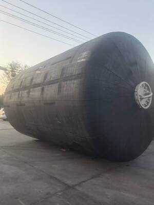 Defensas rellenas de espuma de poliuretano y goma diseñadas para evitar colisiones y mejorar la protección contra impactos