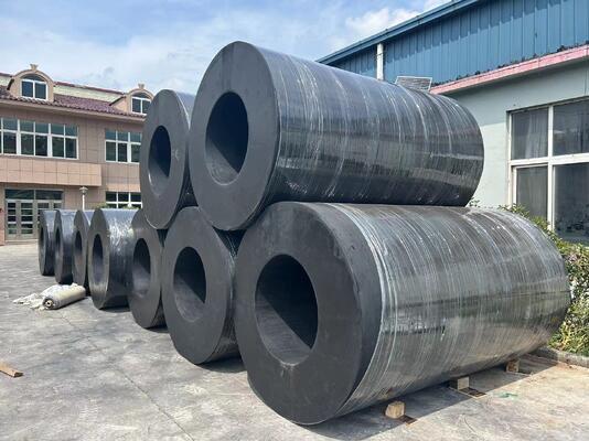 Corrosion Resistance Cylindrical Rubber Fenders Length 1000-5000mm Diameter 100-2000mm Ideal for in Harbors Offshore and Shipyards