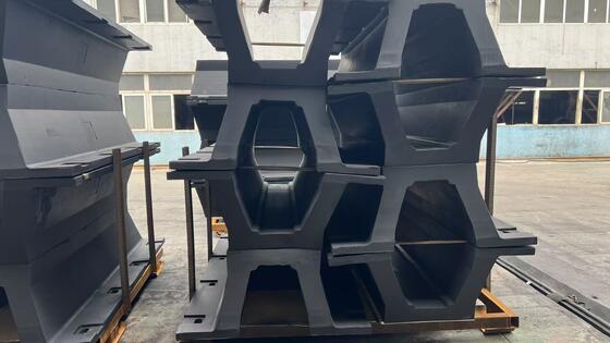 Excelente rendimiento de compresión GUARDABARROS FLOTANTE Artículo No. Defensas de Goma Super Arco